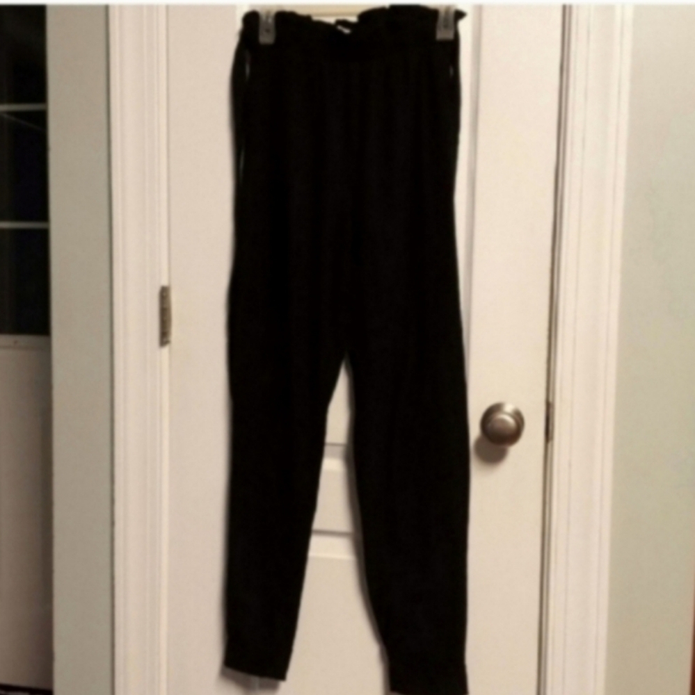 Mudd Black Women's Pants M Pull On Stretch Tie Belt Ruffled Waist Banded Cuffs